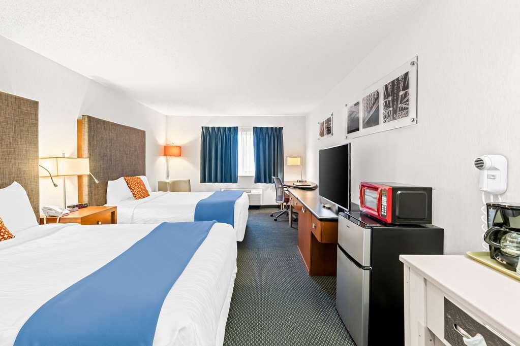 Americas Best Value Inn & Suites - Tahquamenon Country Newberry Номер фото